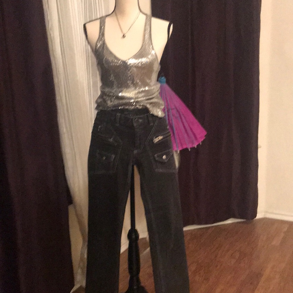 Grey Zipper Jeans w/sequined top